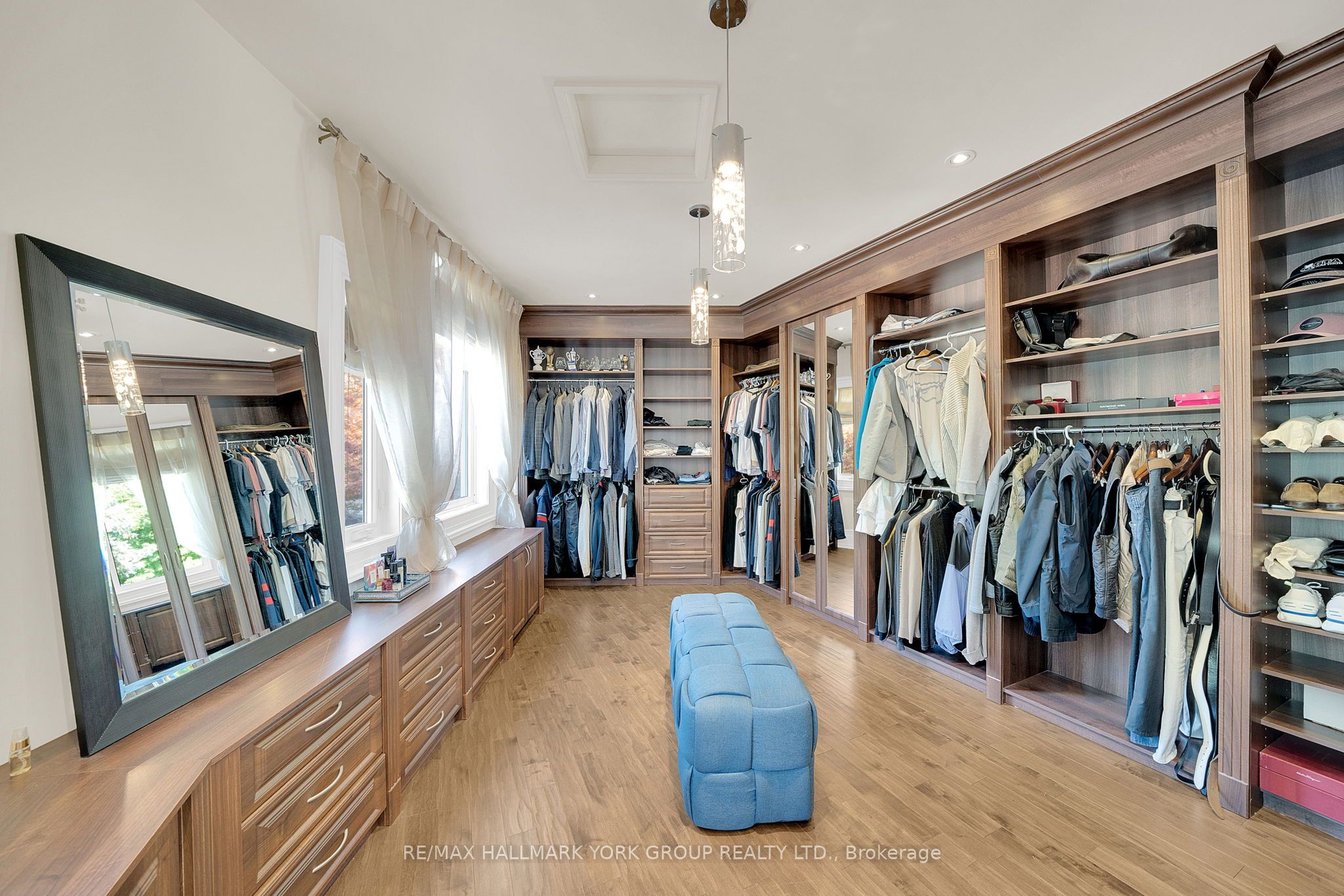 24 Dew Drop Ct Property Photo 16