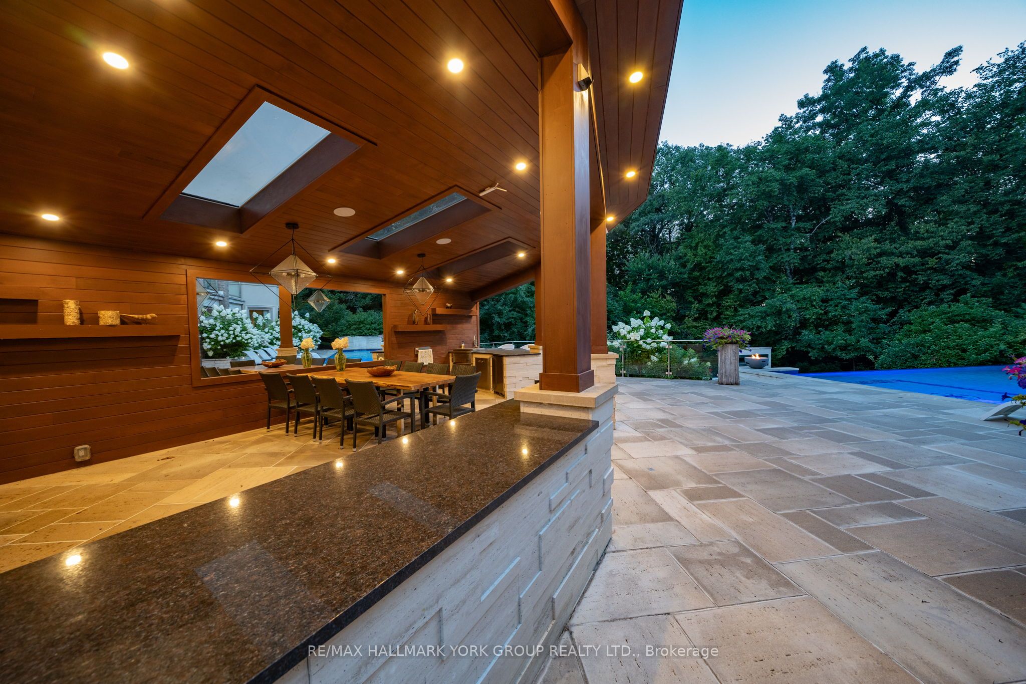 24 Dew Drop Ct Property Photo 32