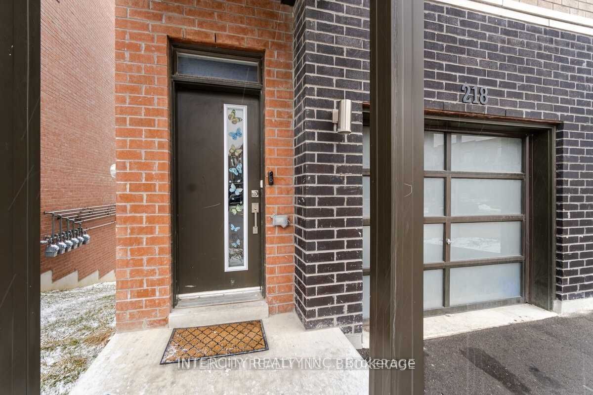 218 Dalhousie St Property Photo 2