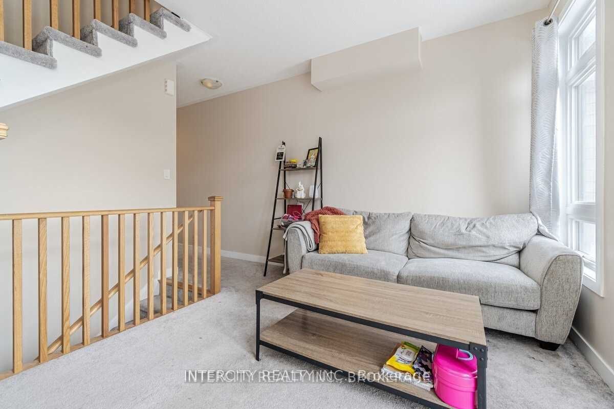218 Dalhousie St Property Photo 4