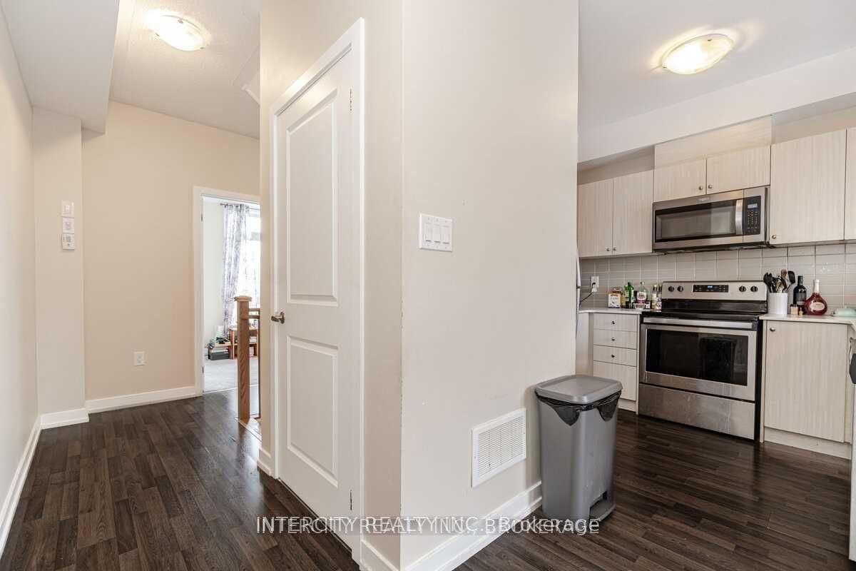218 Dalhousie St Property Photo 6