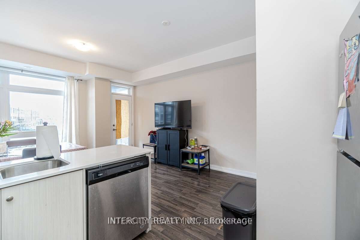 218 Dalhousie St Property Photo 7