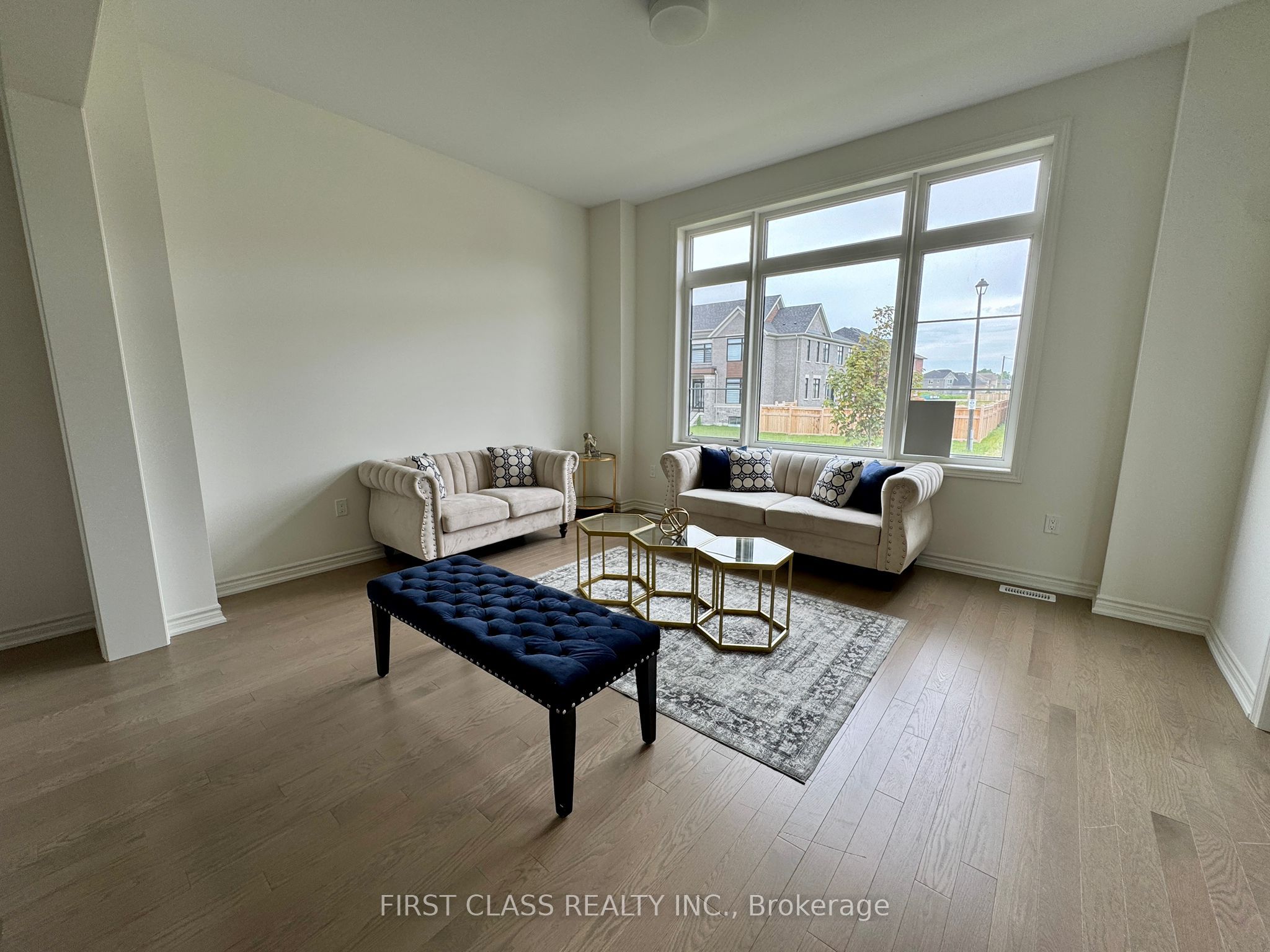 61 Marigold Boulevard Property Photo 4