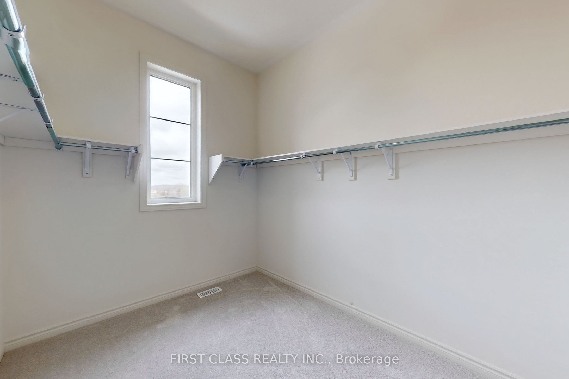61 Marigold Boulevard Property Photo 22