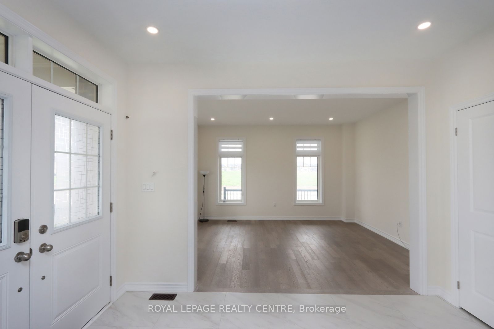 1131 Cole Street Property Photo 7