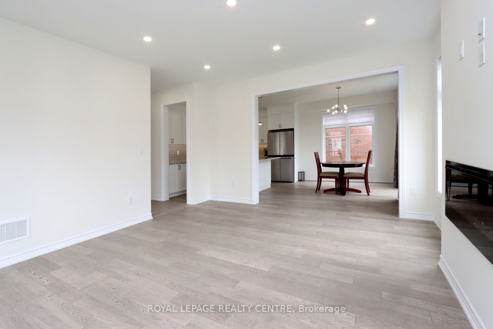 1131 Cole Street Property Photo 16