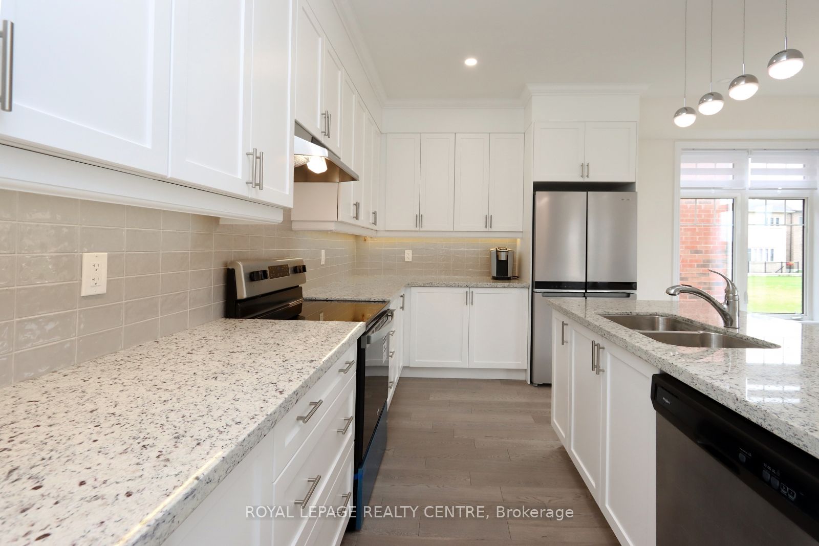 1131 Cole Street Property Photo 22