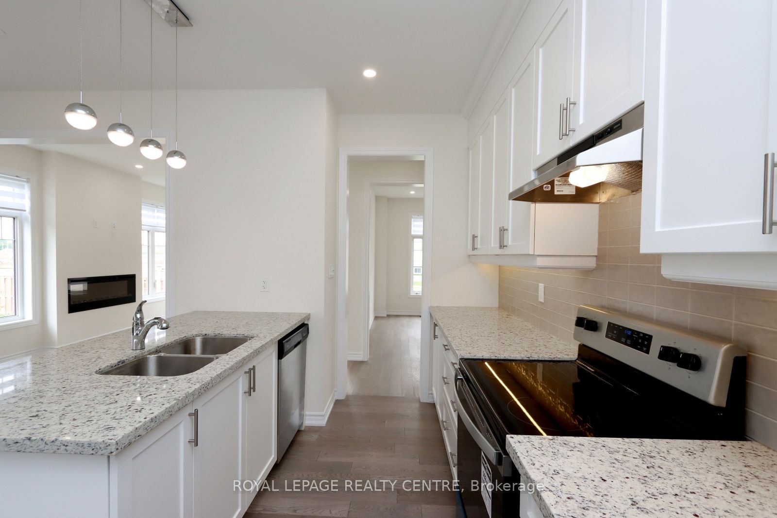 1131 Cole Street Property Photo 24