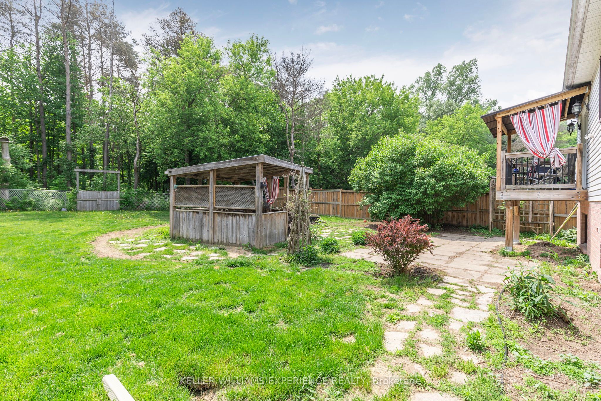 51 Nottawasaga Drive Property Photo 32