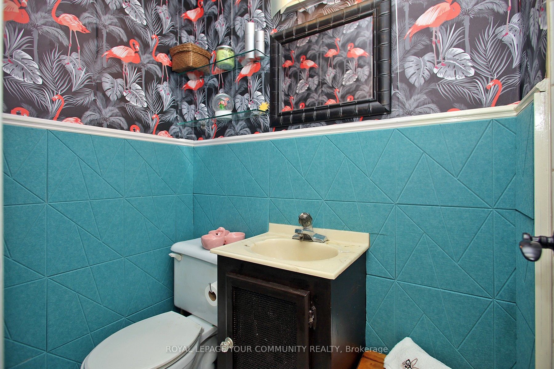 135 Gurnett Street Property Photo 11