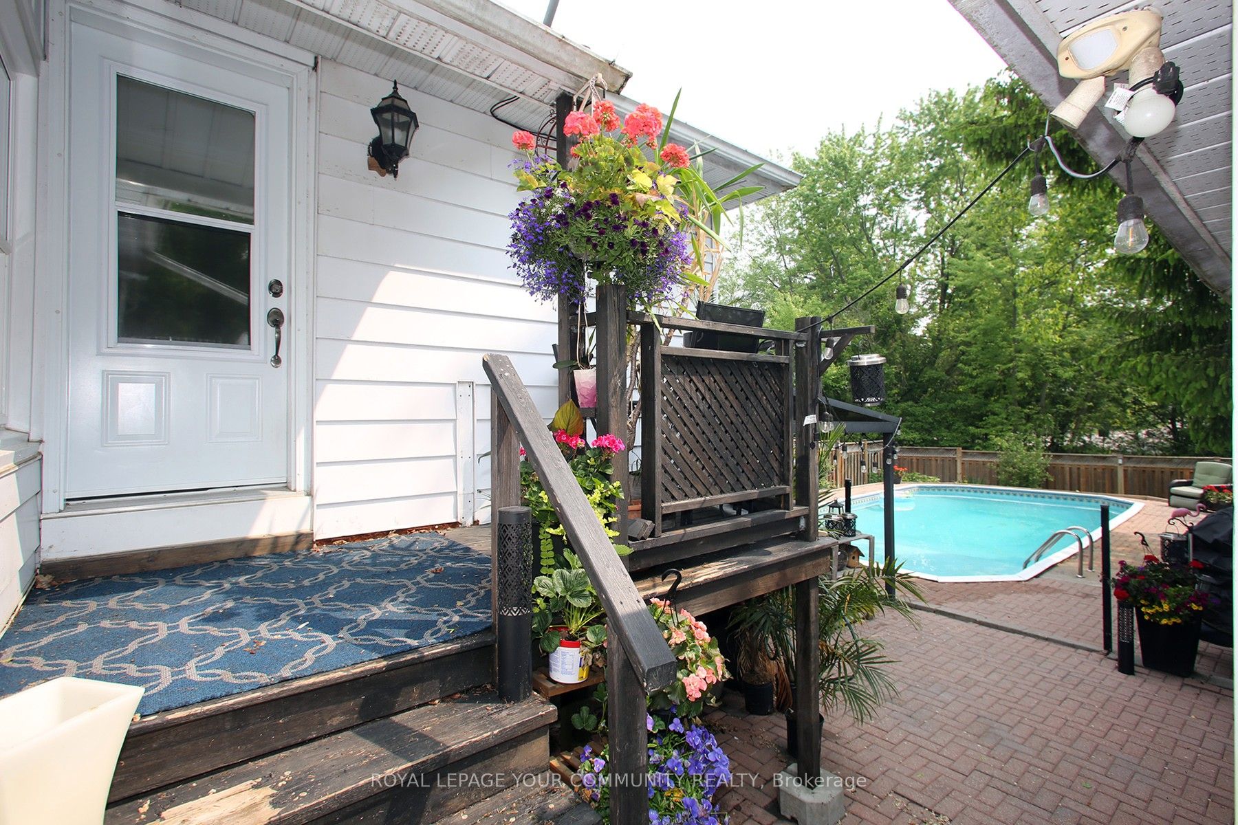 135 Gurnett Street Property Photo 19