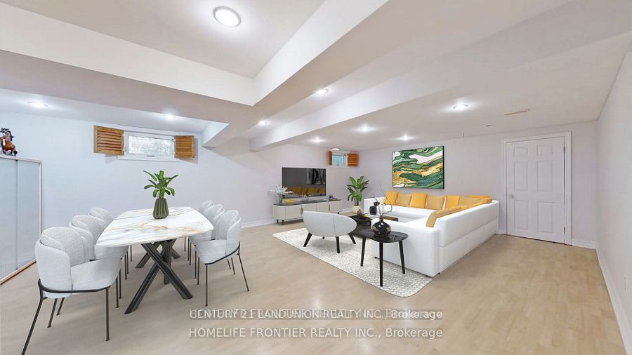 201 Centre Street Property Photo 1