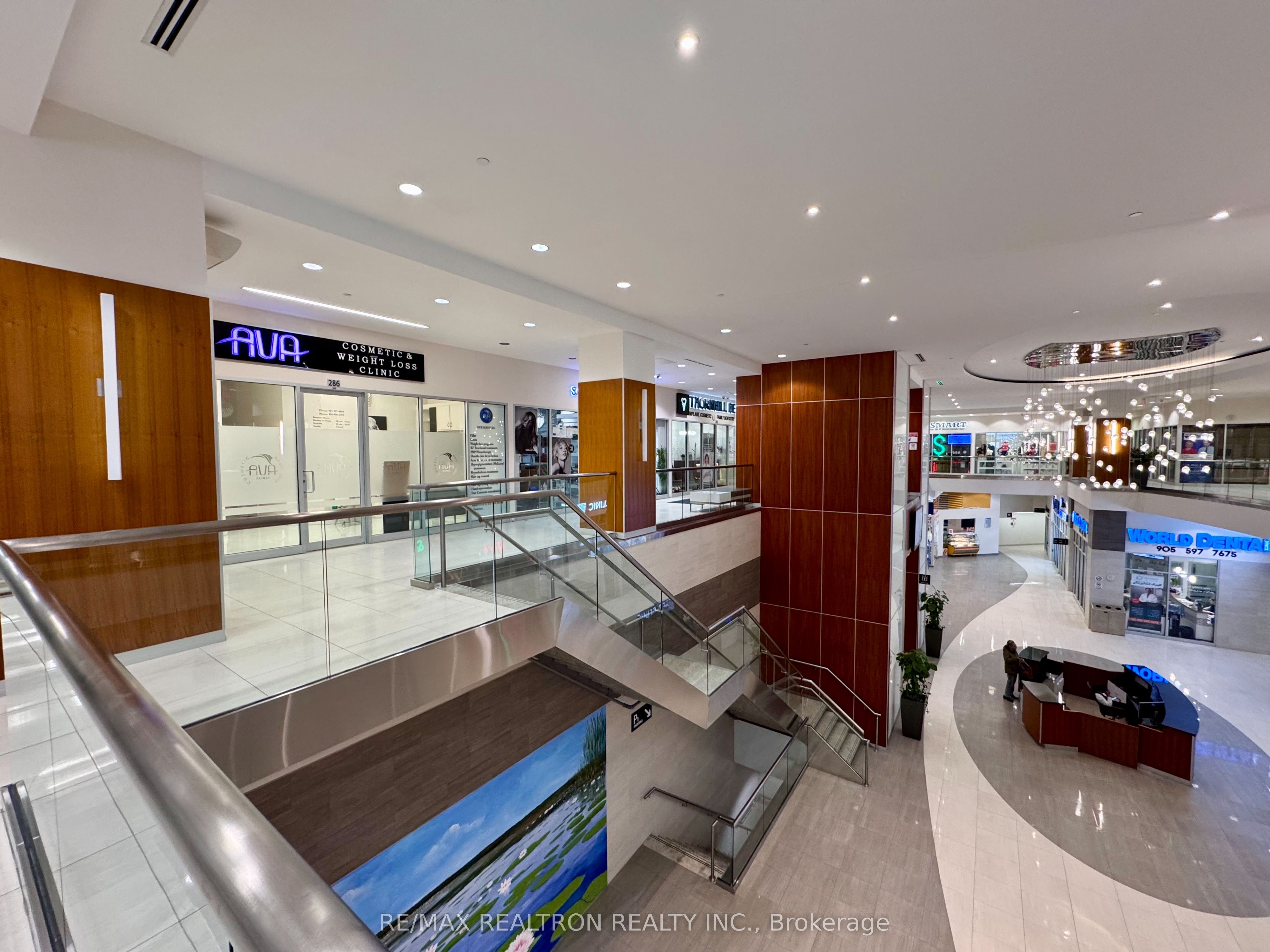7163 Yonge Street 287 Property Photo 5