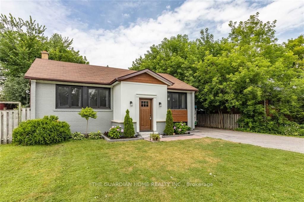 12374 Ninth Line Property Photo 2