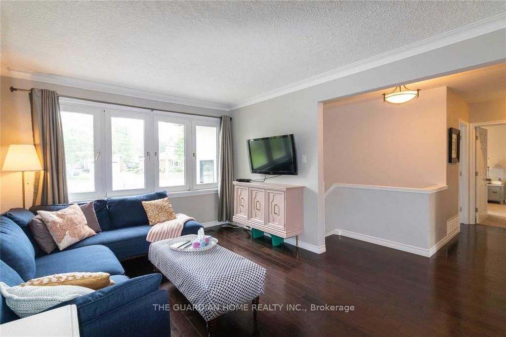12374 Ninth Line Property Photo 6