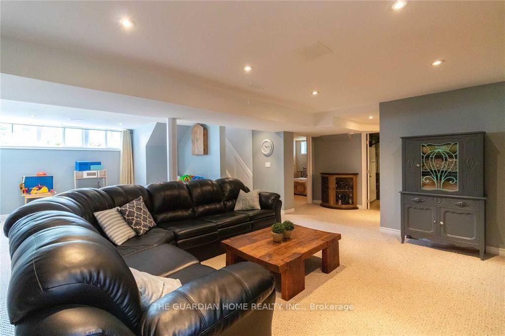 12374 Ninth Line Property Photo 13