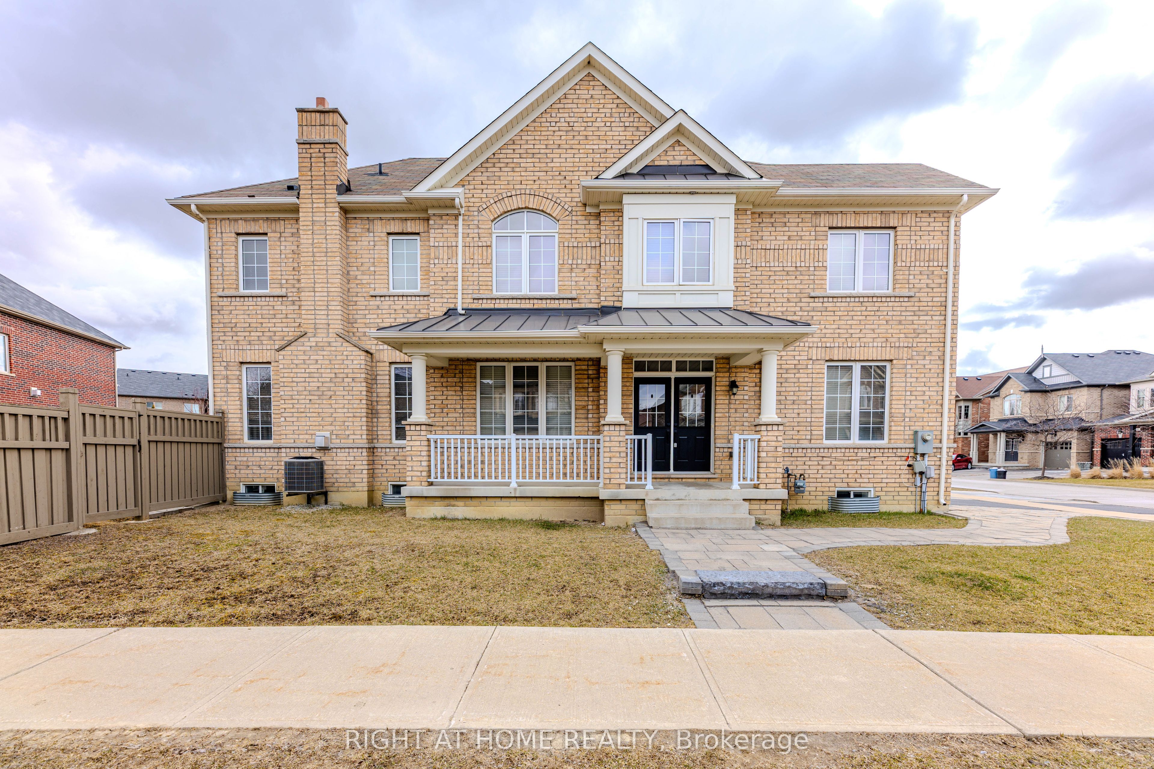 36 Herzl St Property Photo 1