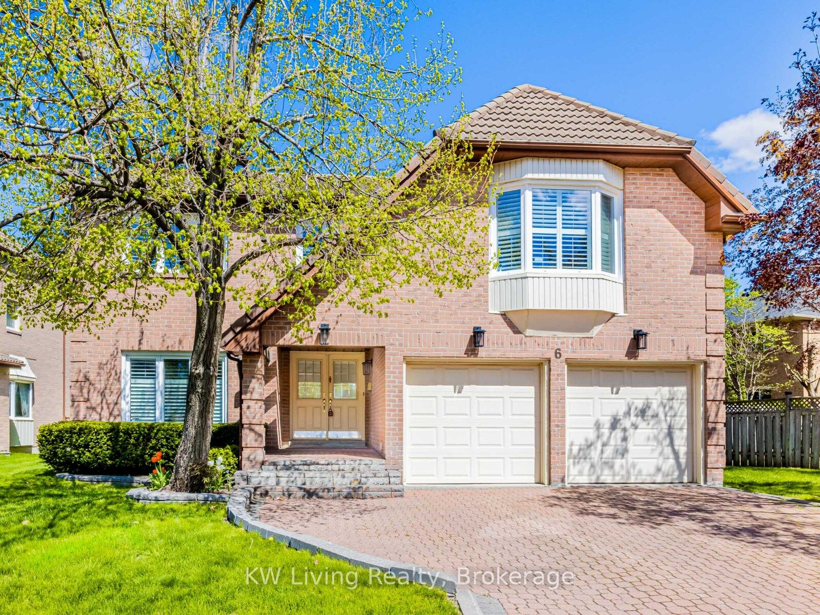 6 Ellingwood Court Property Photo 1