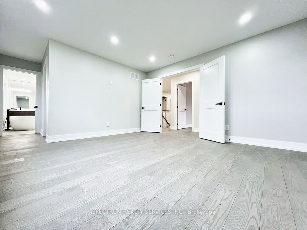 16 Mcguire Court Property Photo 22