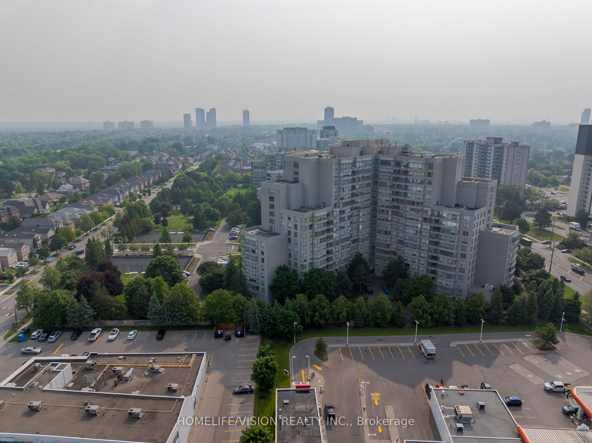 #413 - 7 Townsgate Drive Picture