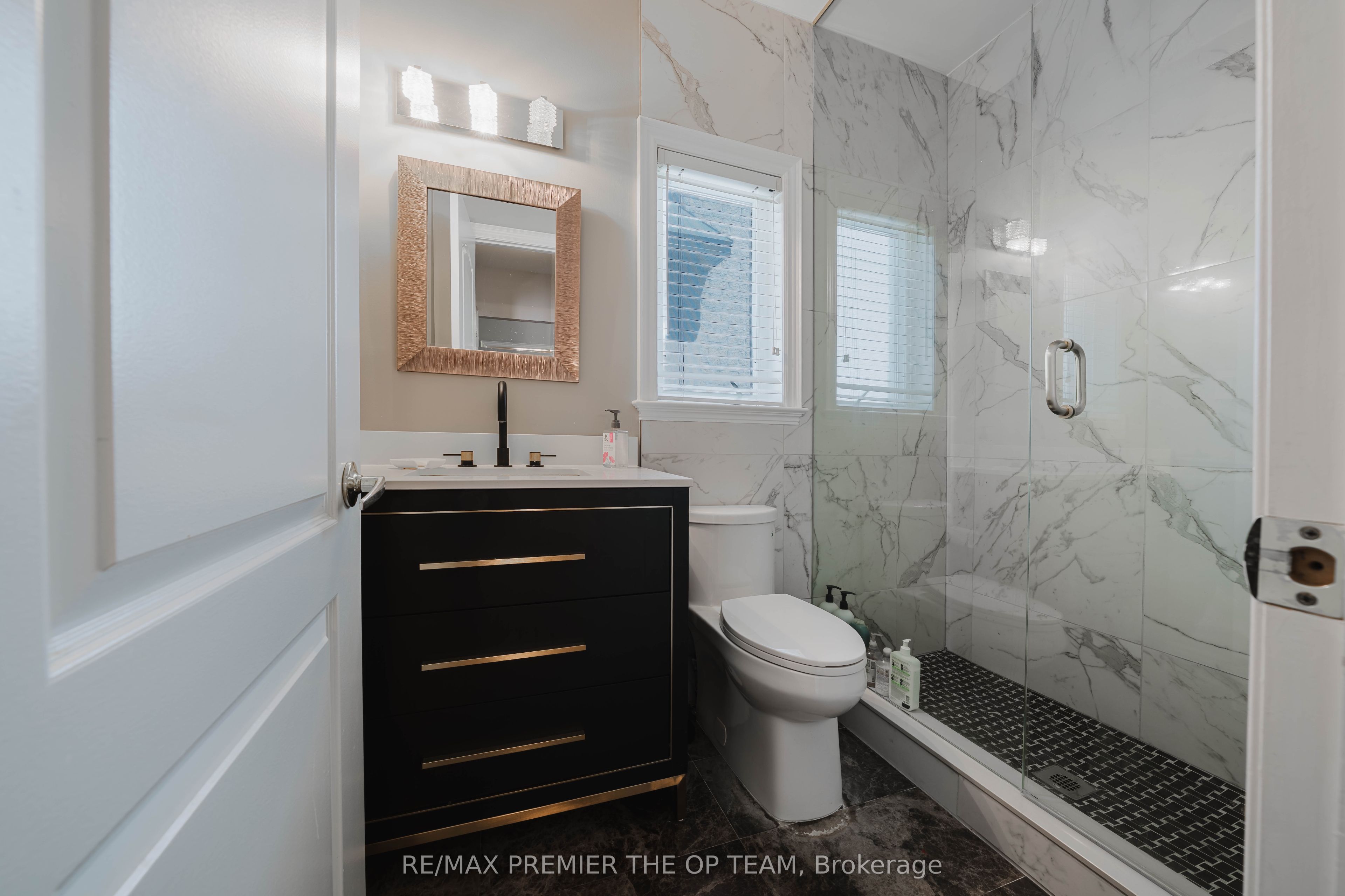 56 Park Ridge Drive Property Photo 13