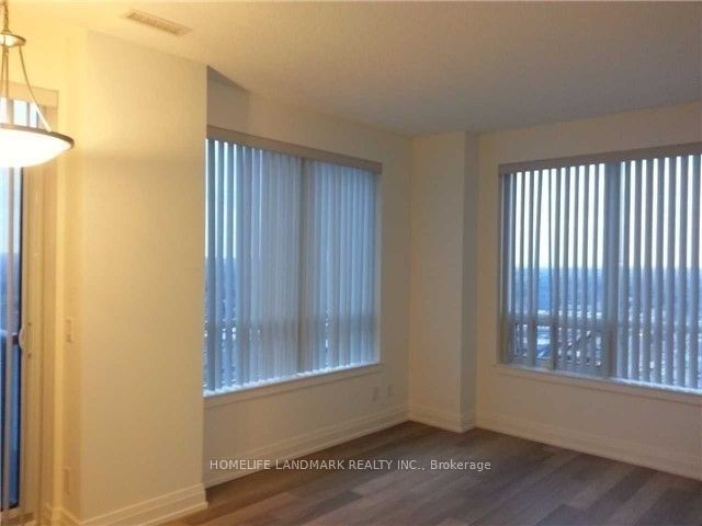7167 Yonge Street 902 Property Photo 3
