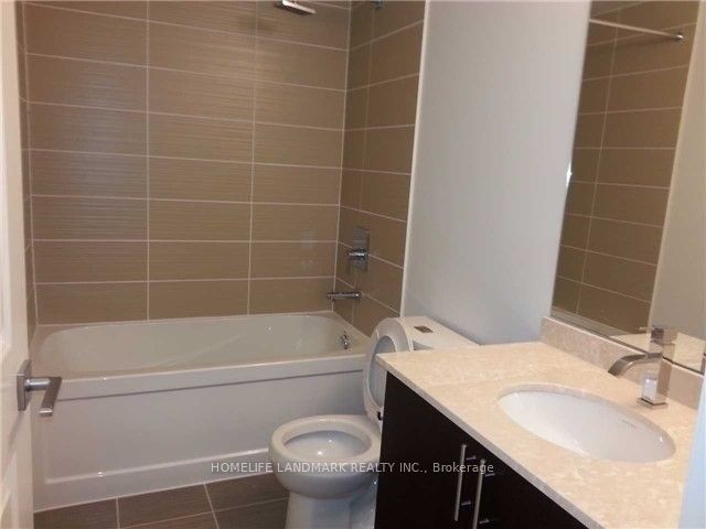 7167 Yonge Street 902 Property Photo 8