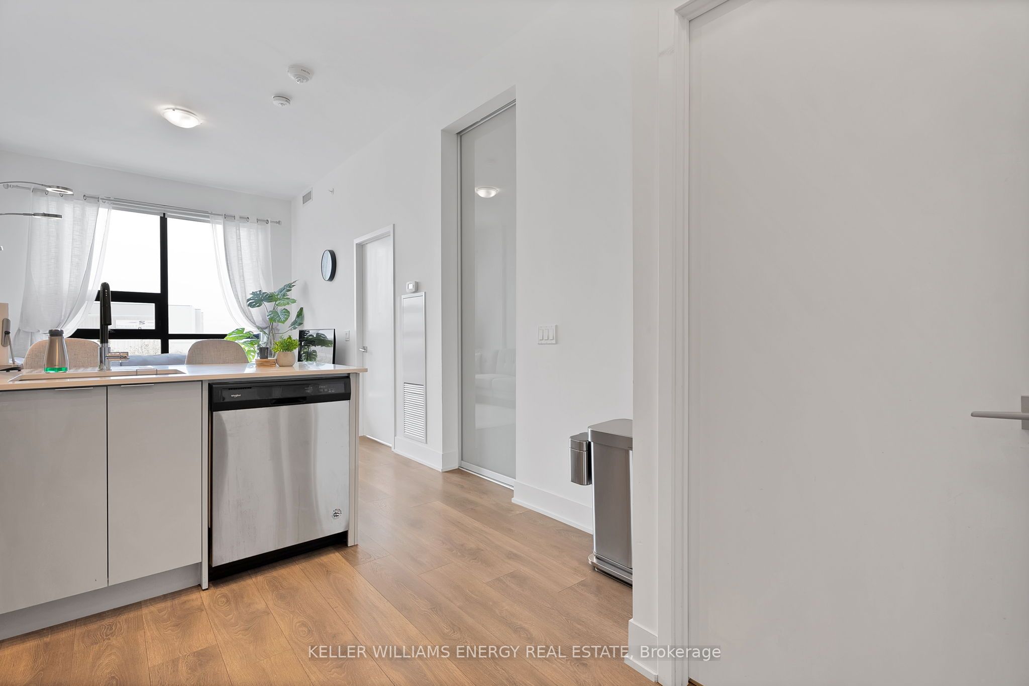 2908 Highway 7 N/a 219 Property Photo 7