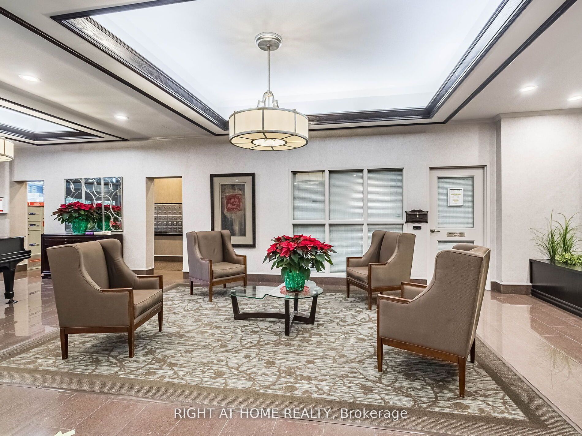 25 Austin Drive 818 Property Photo 6