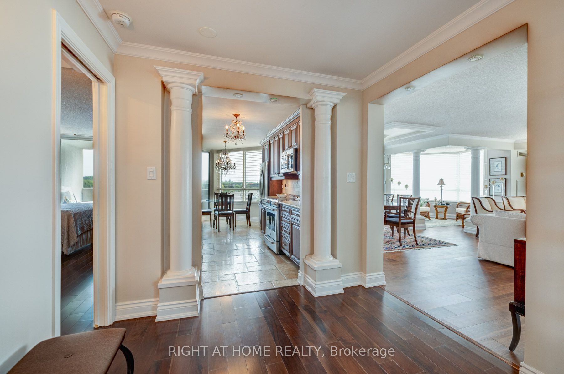 25 Austin Drive 818 Property Photo 8