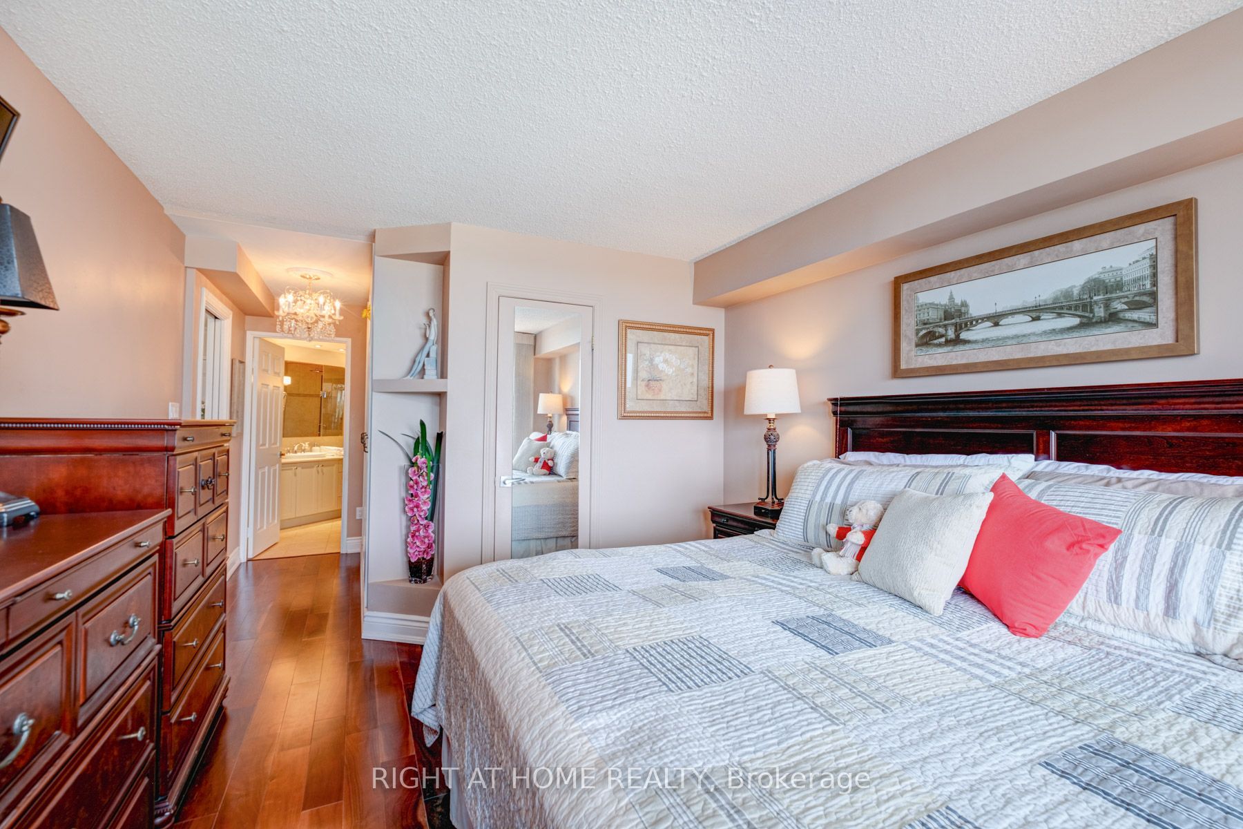 25 Austin Drive 818 Property Photo 24