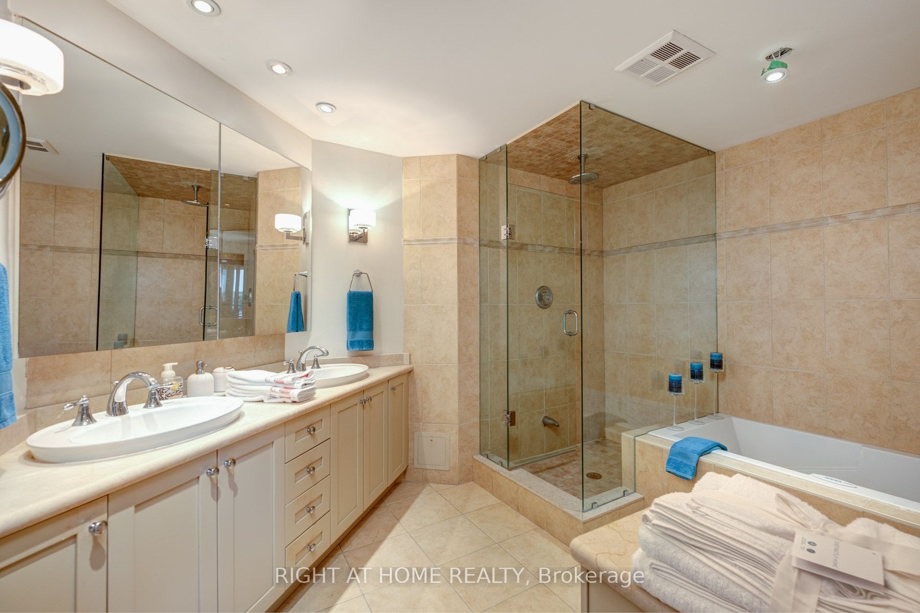 25 Austin Drive 818 Property Photo 25