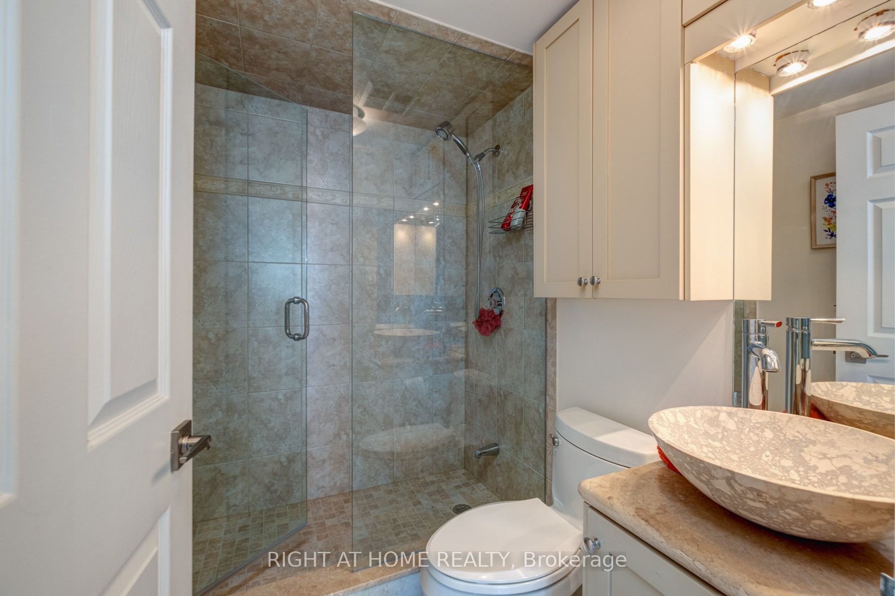 25 Austin Drive 818 Property Photo 27