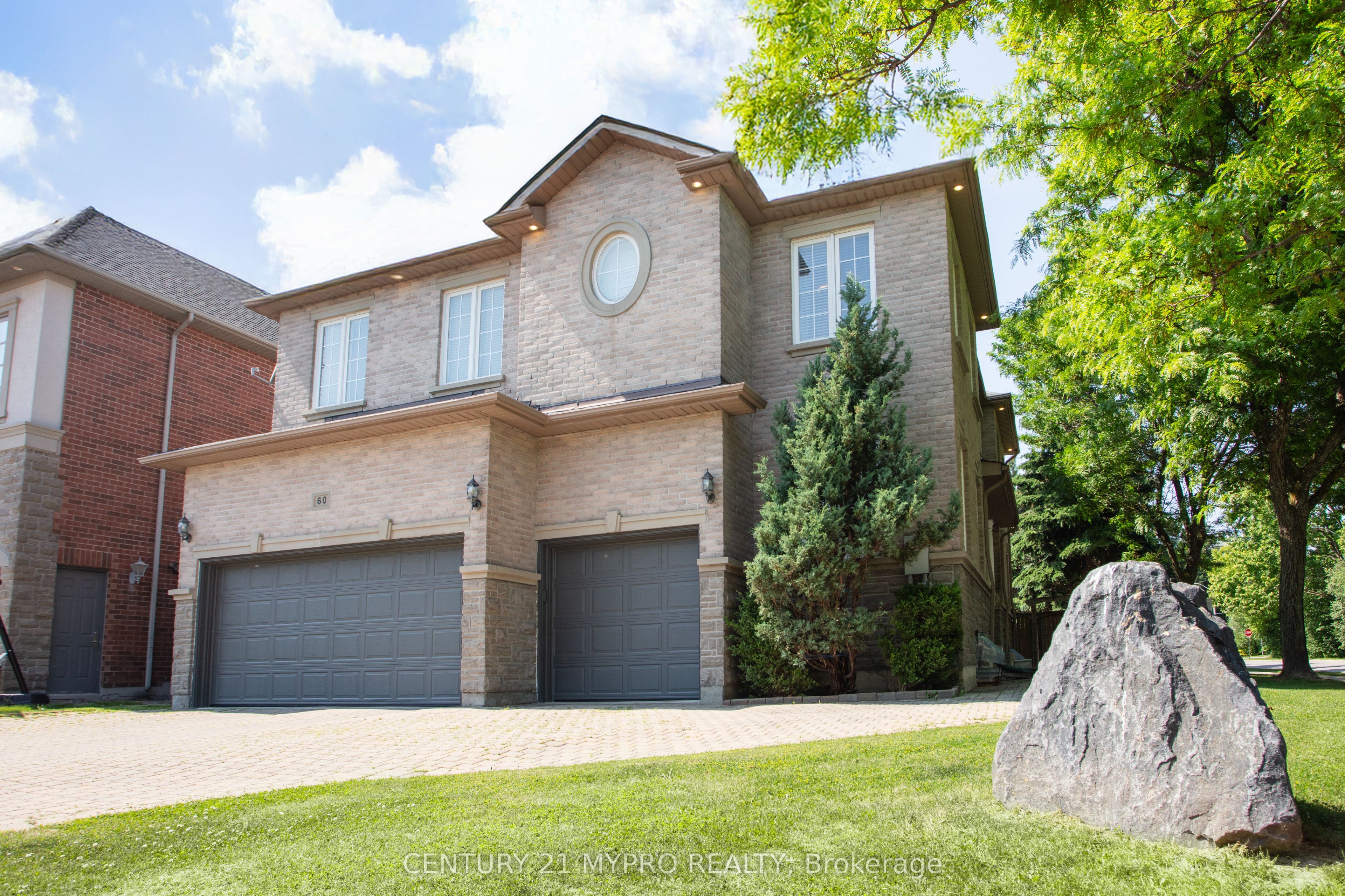 60 Pathlane Road Property Photo 1