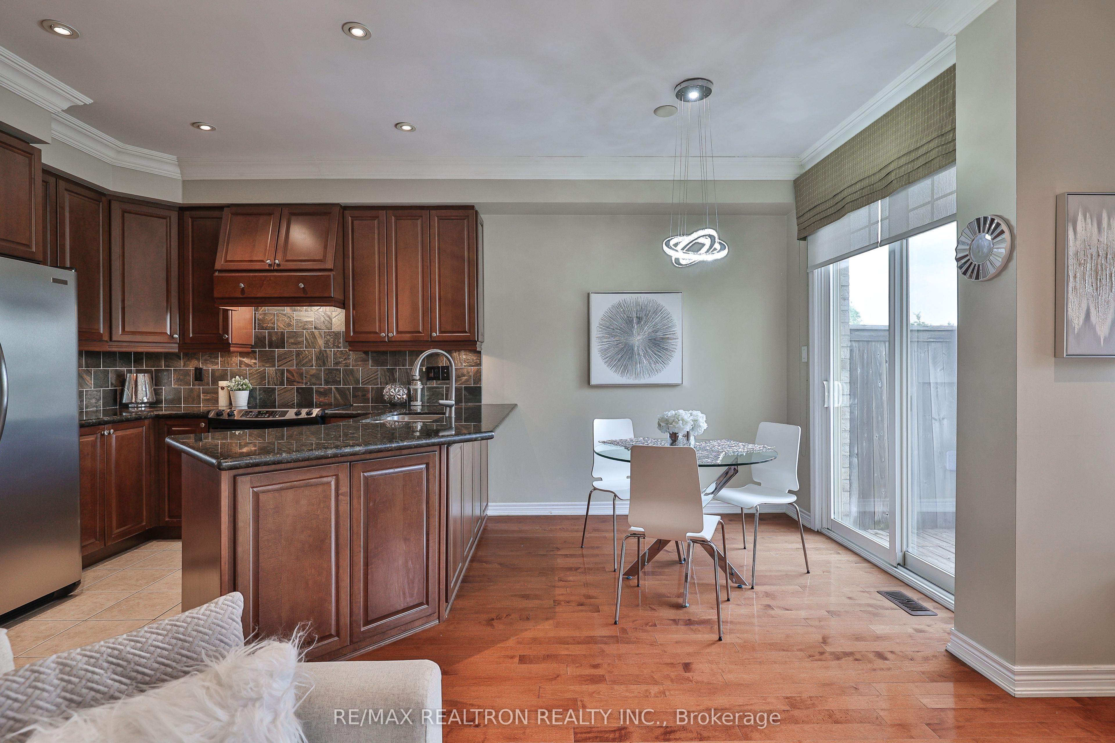 73 Shirrick Drive Property Photo 10