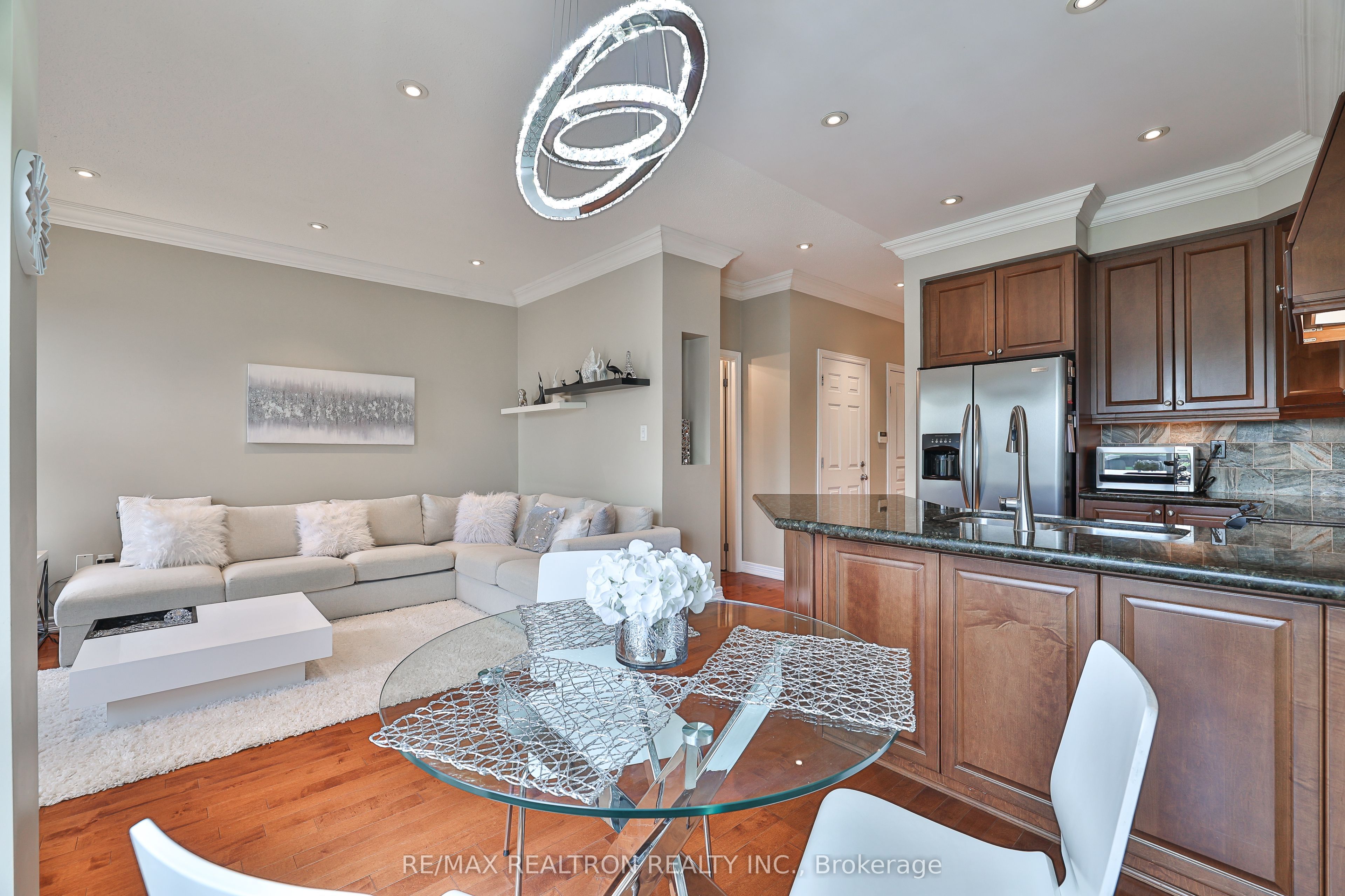 73 Shirrick Drive Property Photo 11