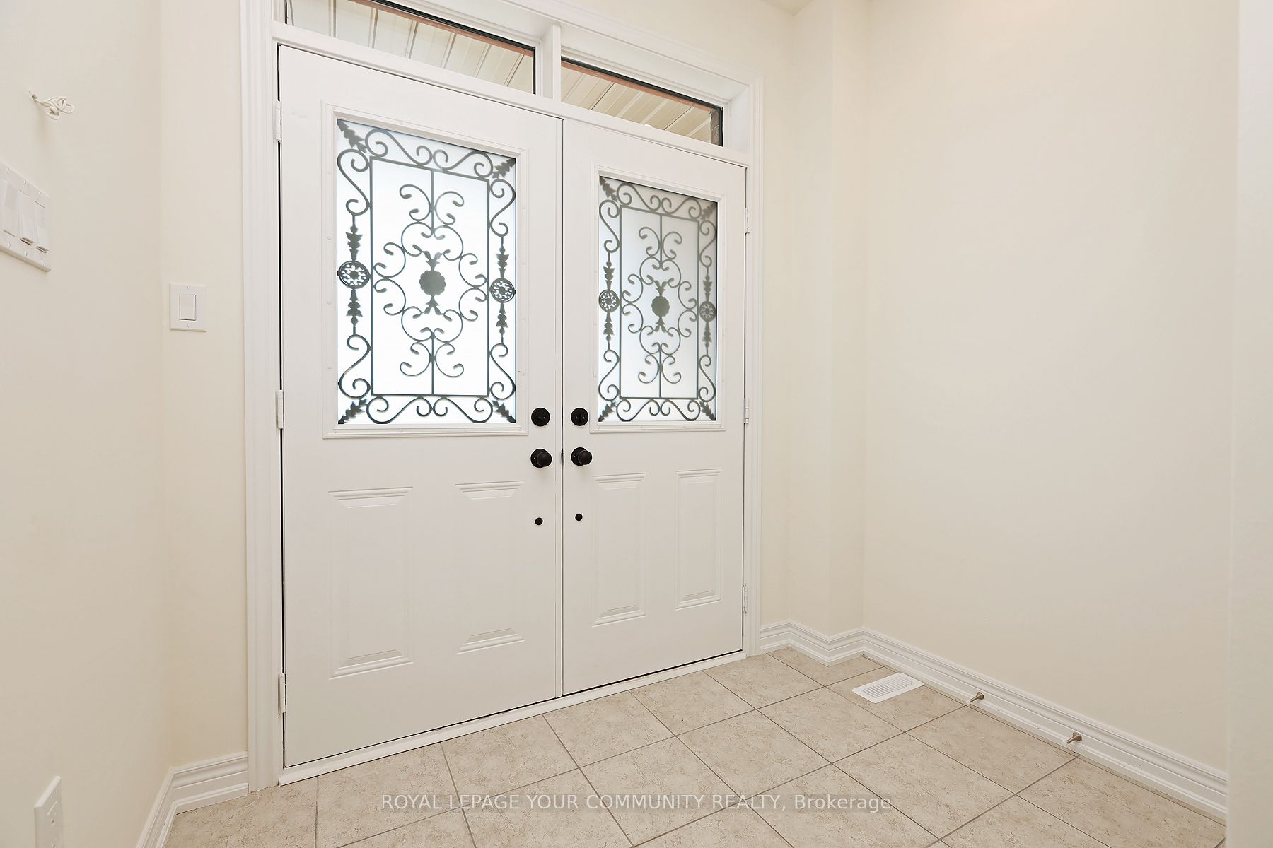 81 Boundary Blvd Property Photo 1