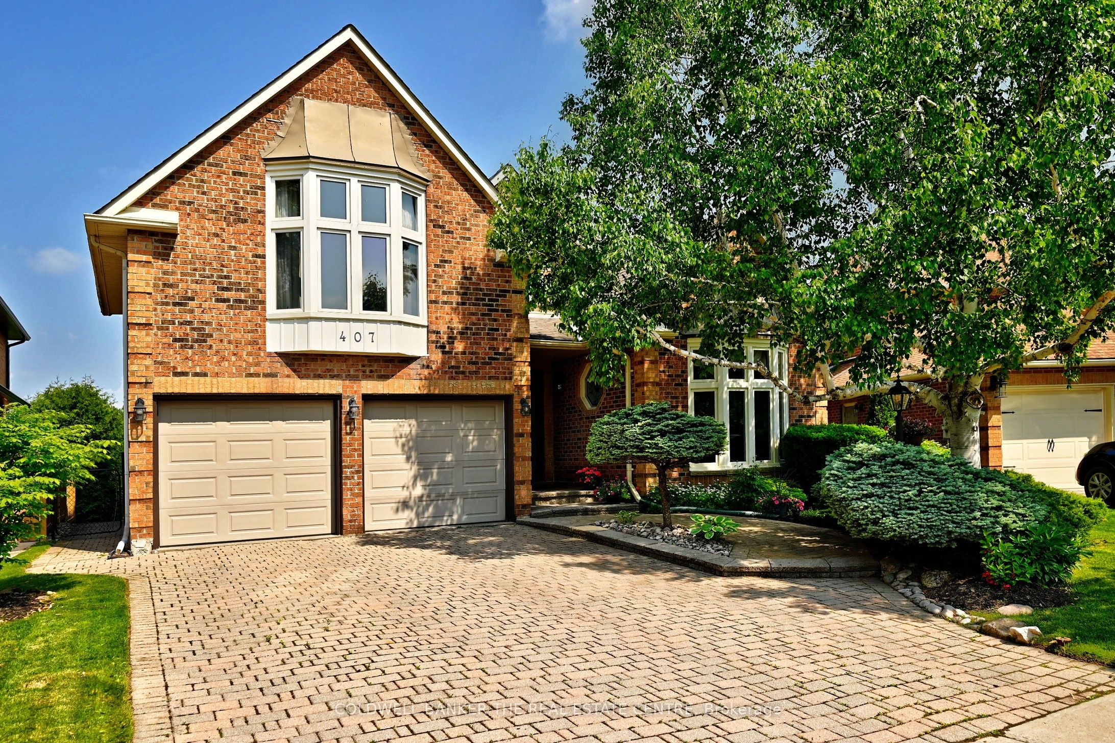 407 Fairway Gdns Property Photo 1