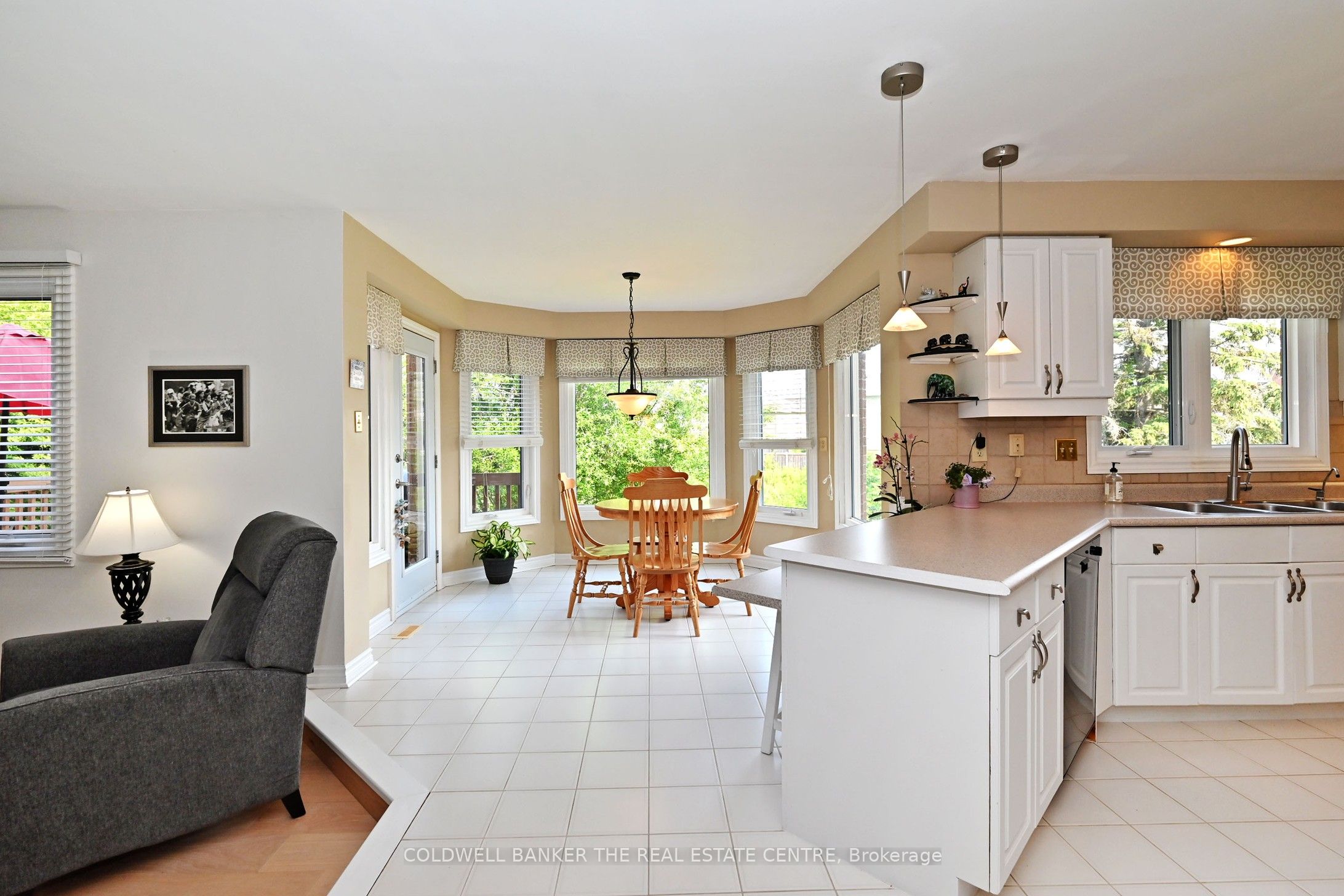 407 Fairway Gardens Property Photo 13