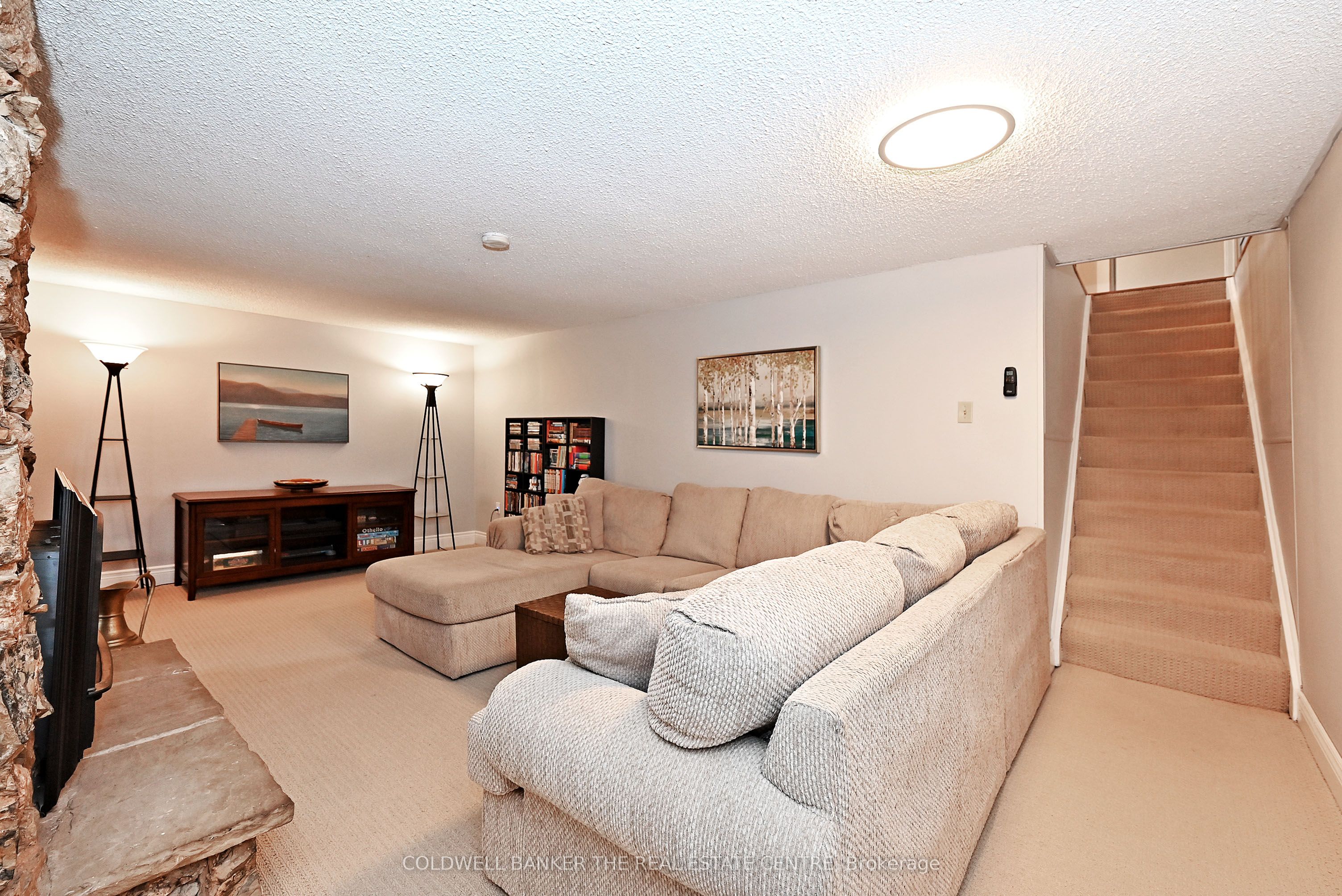 31 Sunrise Street Property Photo 28