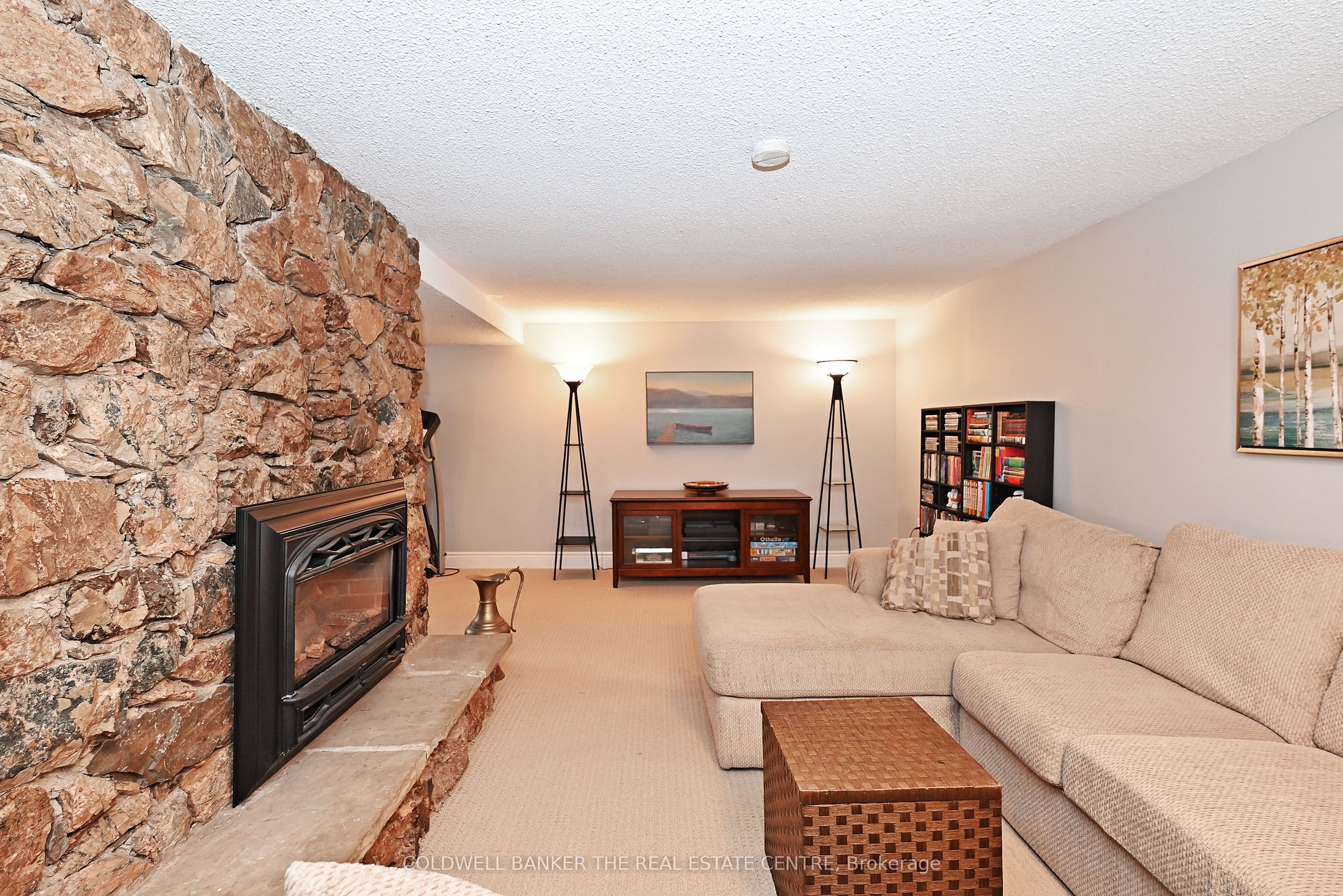 31 Sunrise Street Property Photo 29