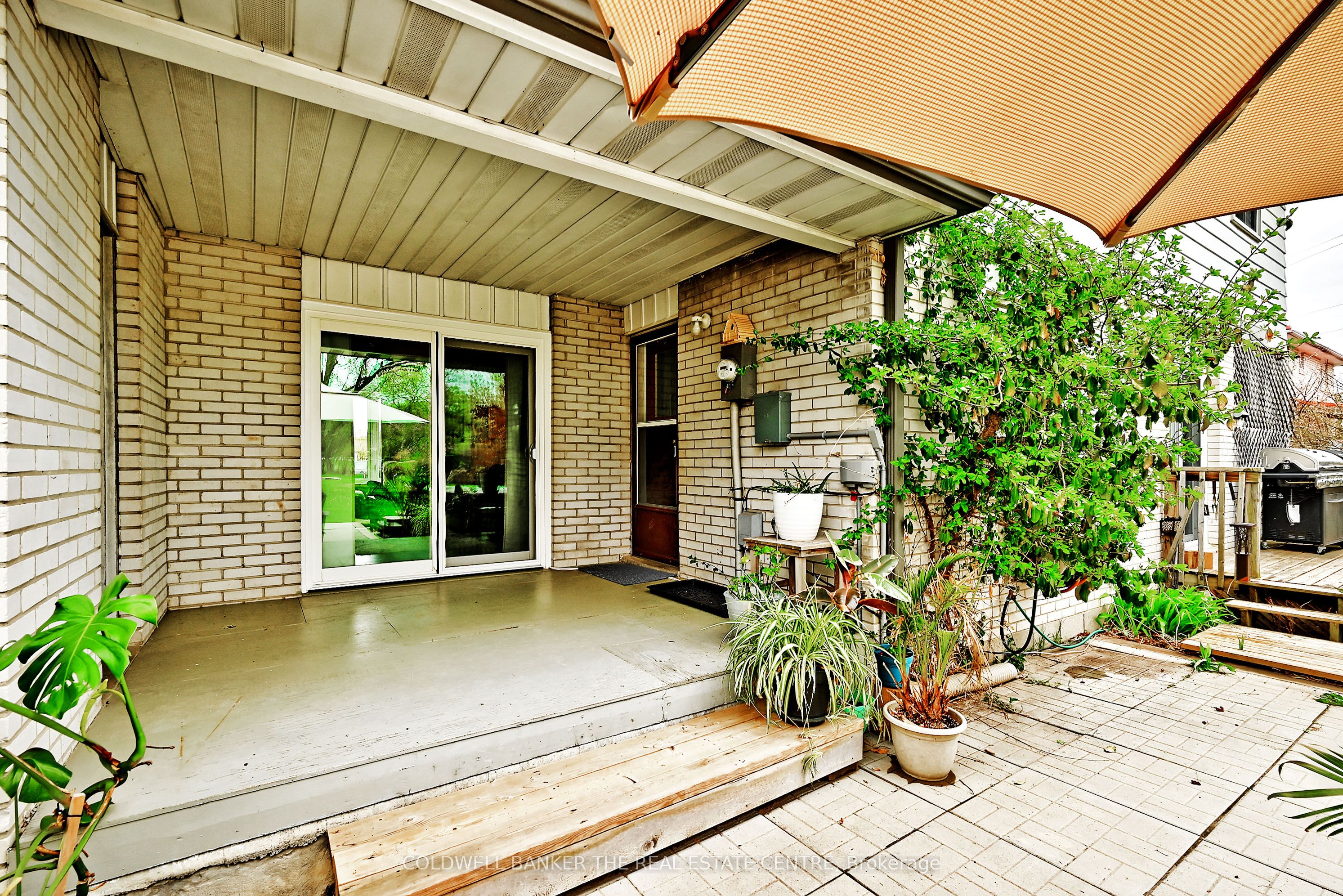 31 Sunrise Street Property Photo 43