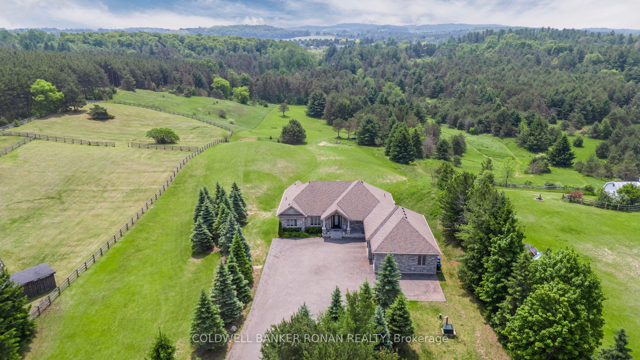 6511 2nd Line Property Photo