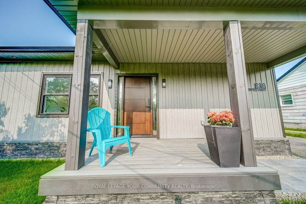836 Montsell Avenue Property Photo 3