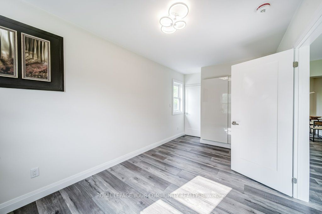 836 Montsell Avenue Property Photo 8