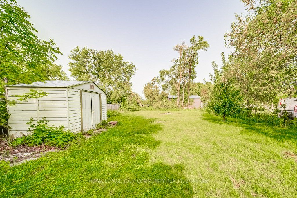 836 Montsell Avenue Property Photo 21