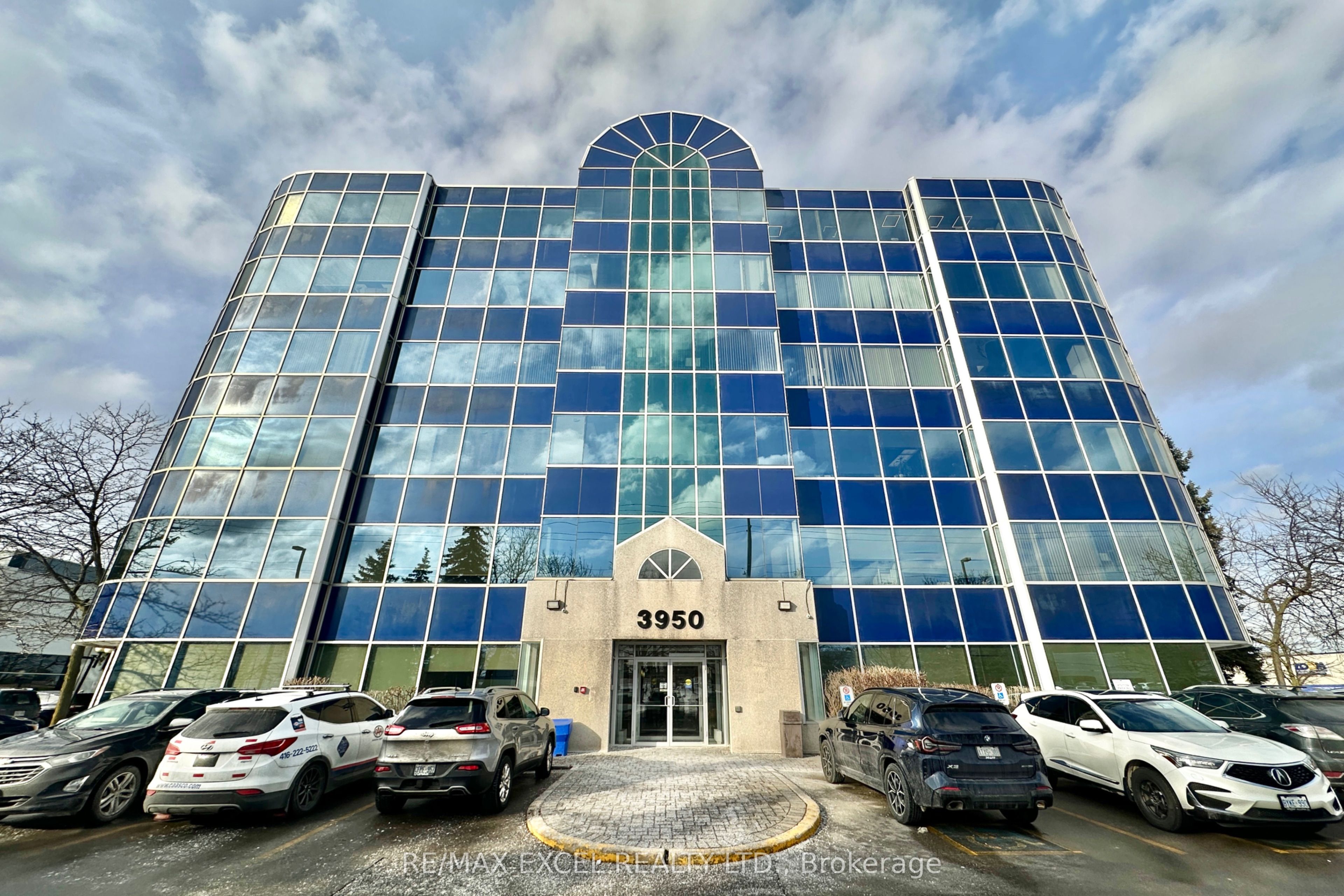 #407 - 3950 14th Avenue Property Photo 1