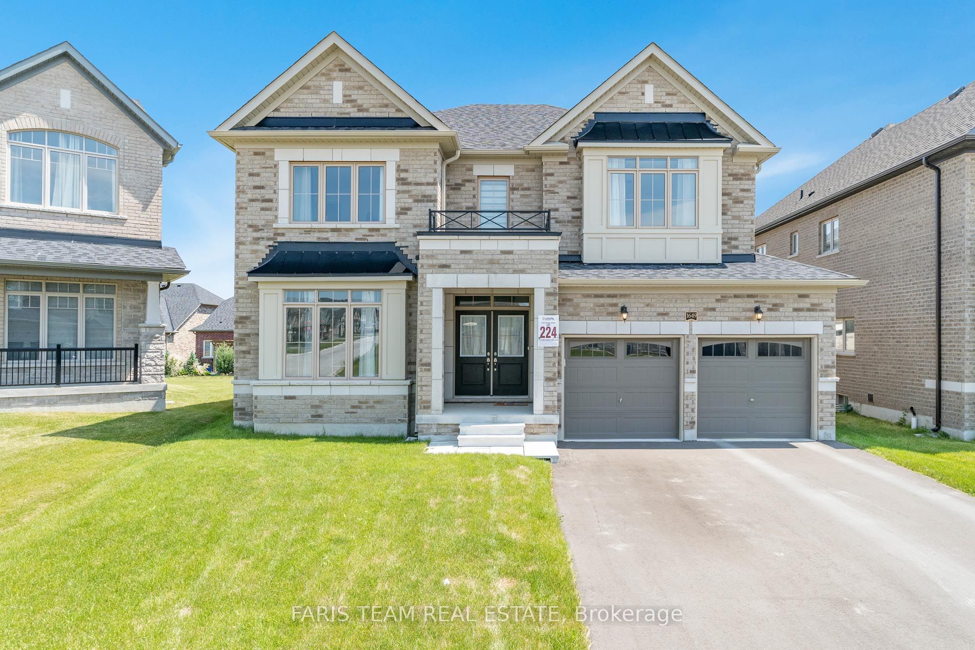 1649 Corsal Court Property Photo 1