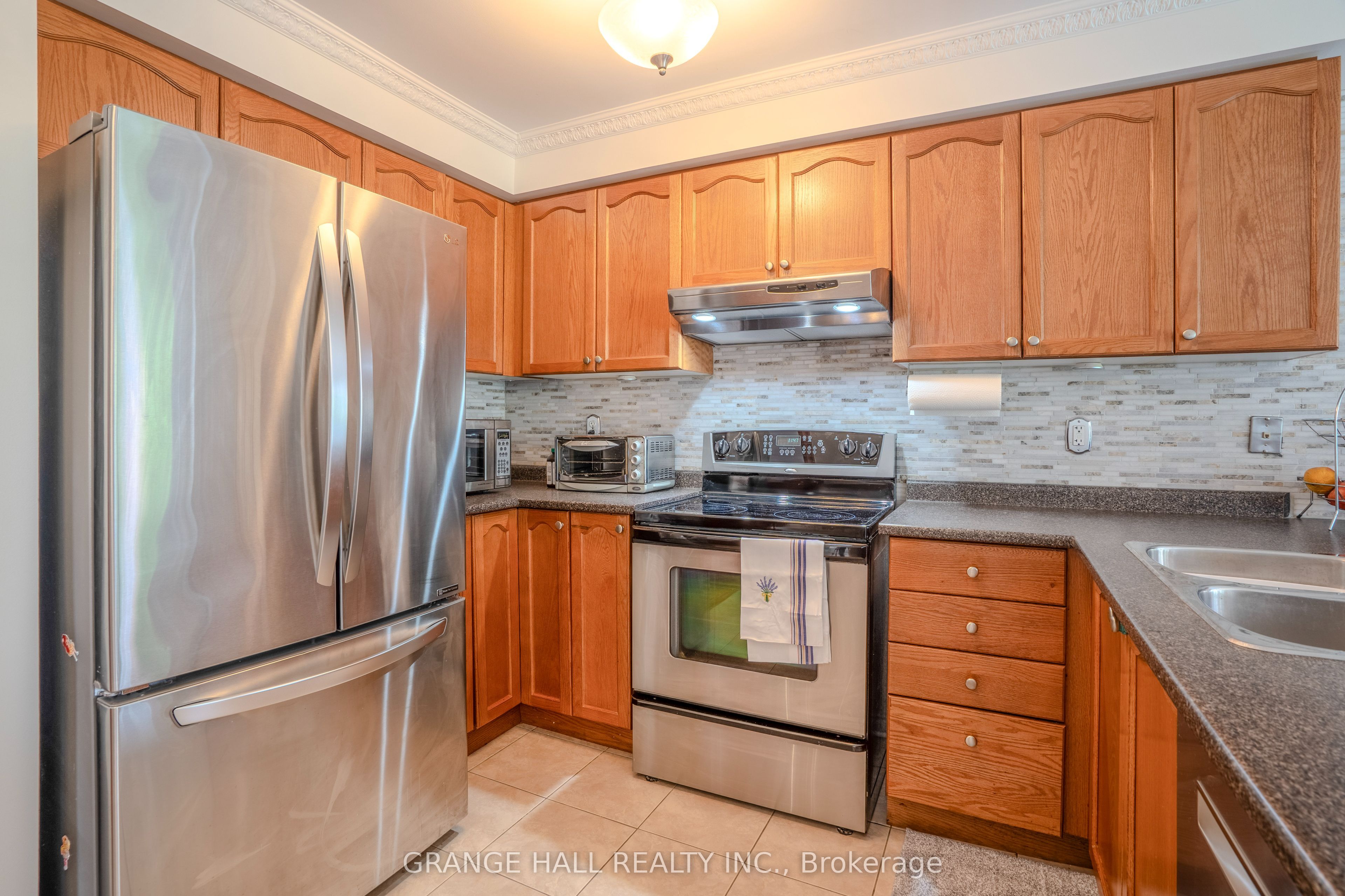 102 Venice Gate Drive Property Photo 7