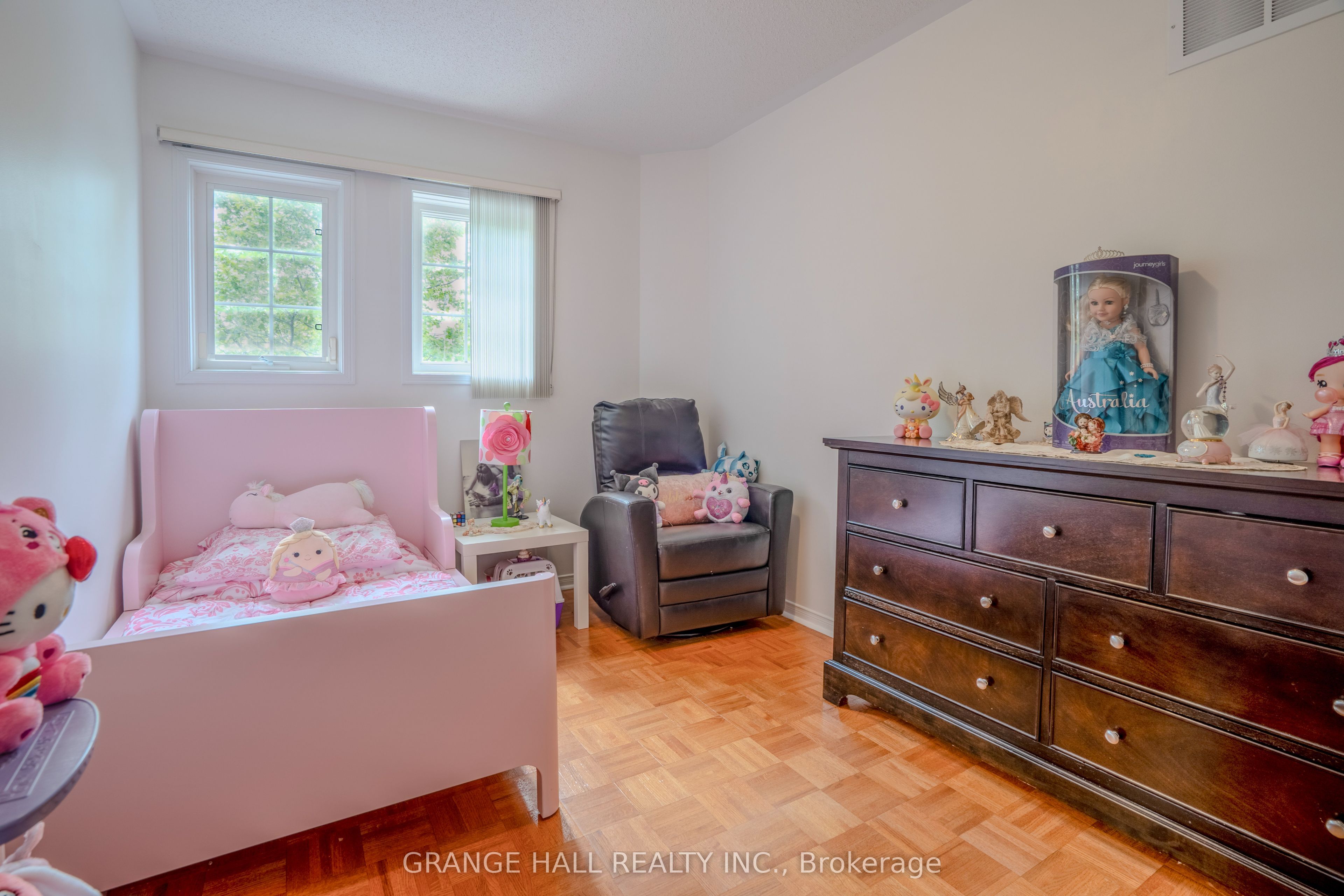 102 Venice Gate Drive Property Photo 12